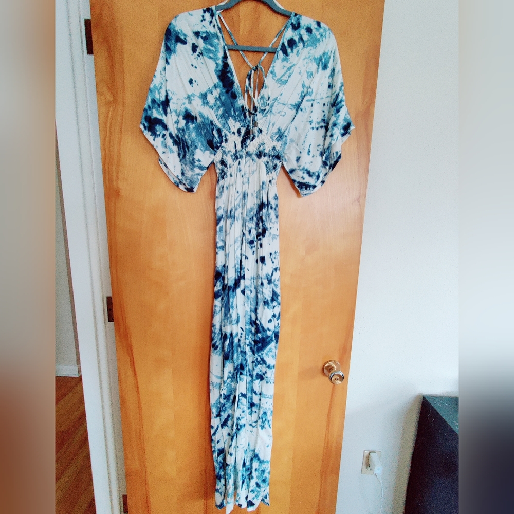 Blue & White Tie Dye Maxi Dress Size Extra Small